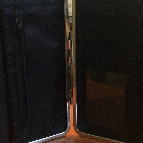 COPY - Wallet - Picture 6 of 8